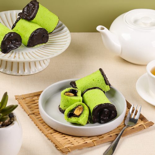 BANANA PANDAN ROLL - PCS